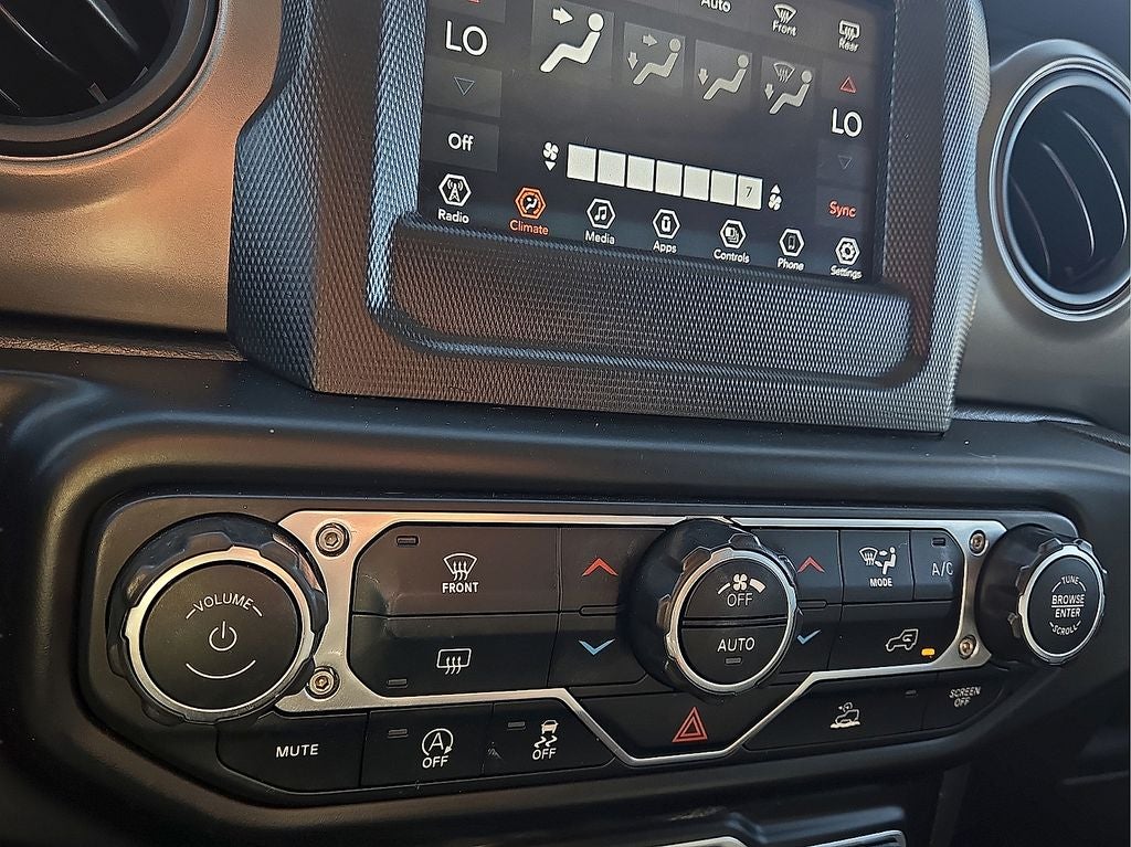 2022 Jeep Gladiator Willys