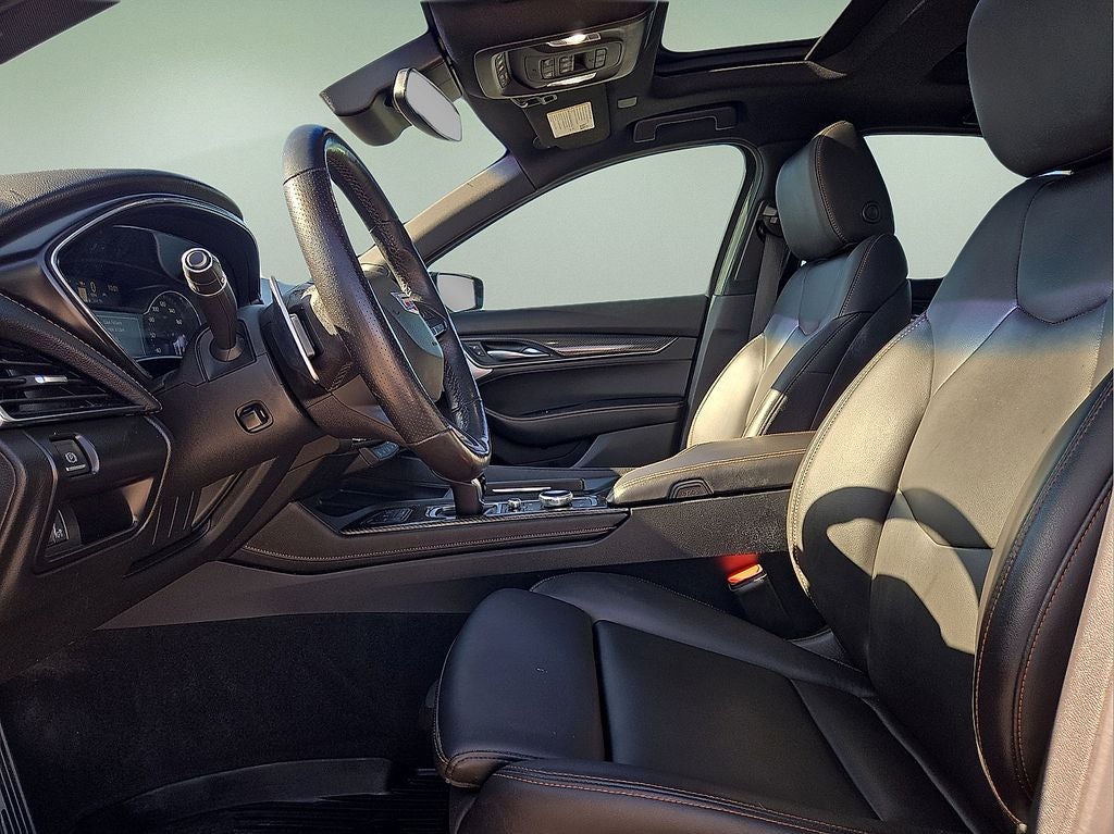 2022 Cadillac CT5 Sport