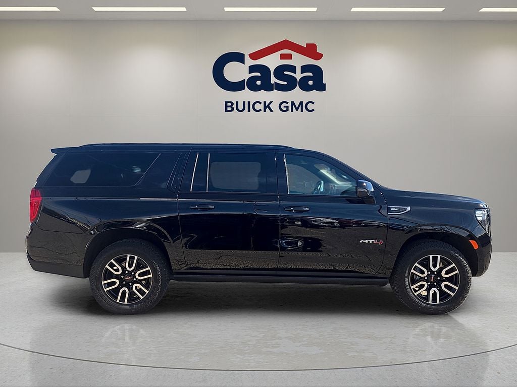 2023 GMC Yukon XL AT4