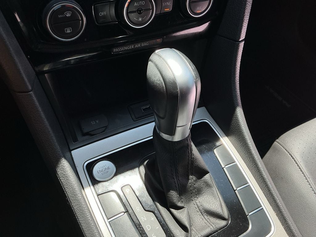 2020 Volkswagen Passat 2.0T SE