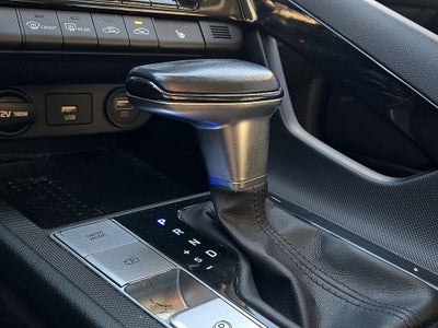 2022 Hyundai Elantra Limited