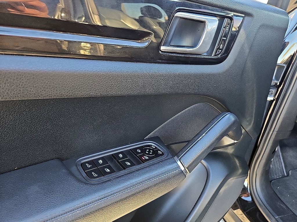 2019 Porsche Cayenne Base