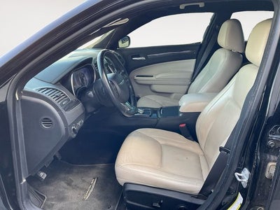 2018 Chrysler 300 Touring L