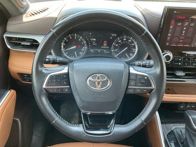 2021 Toyota Highlander Platinum