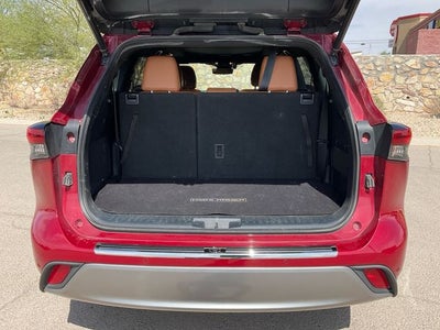 2021 Toyota Highlander Platinum