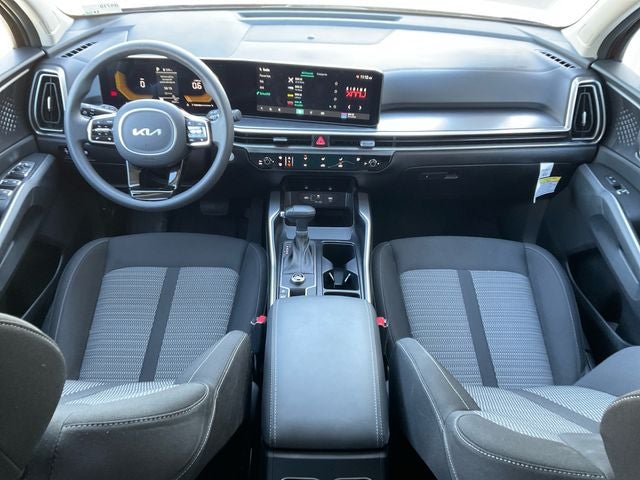2025 Kia Sorento LX