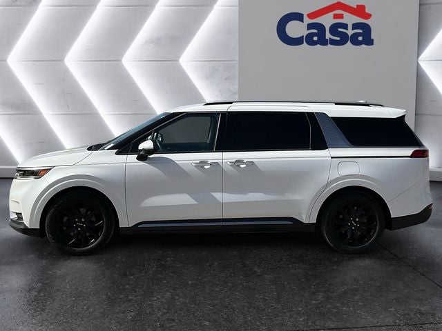 2023 Kia Carnival SX