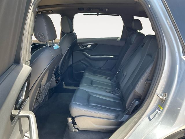 2021 Audi Q7 Premium Plus