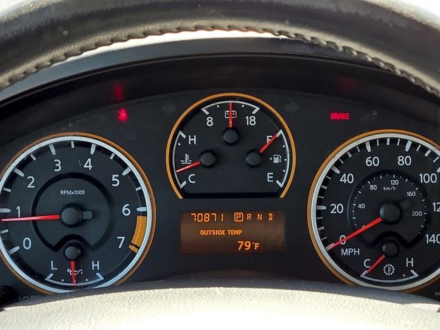 2015 Nissan Titan SV