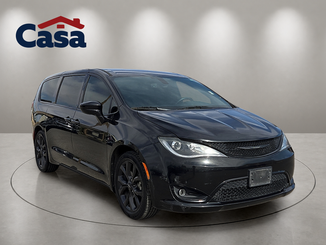 2020 Chrysler Pacifica Touring