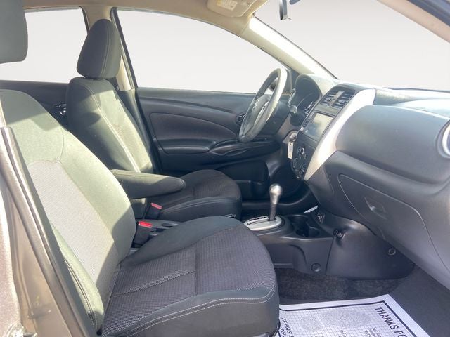 2019 Nissan Versa 1.6 SV Nissan Certified Select