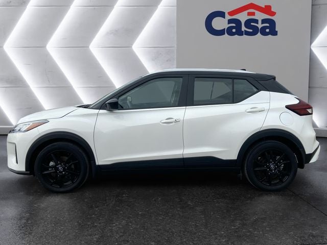 2022 Nissan Kicks SV
