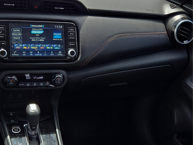 2024 Nissan Kicks SR