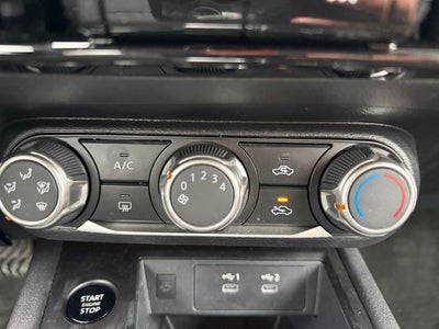 2025 Nissan Kicks SV NISSAN CERTFIED