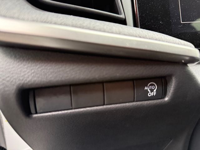 2025 Nissan Kicks SV NISSAN CERTFIED