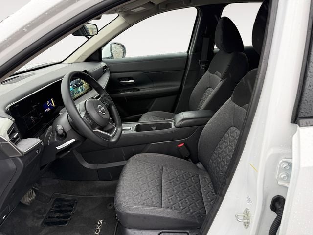 2025 Nissan Kicks SV NISSAN CERTFIED