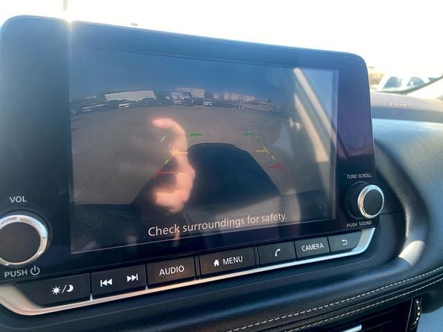 2022 Nissan Rogue SV Nissan Certified Select