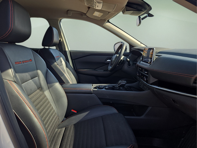 2025 Nissan Rogue Rock Creek®