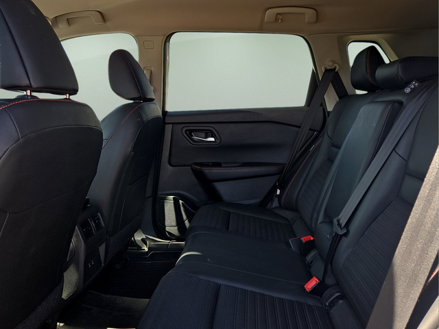 2025 Nissan Rogue Rock Creek®