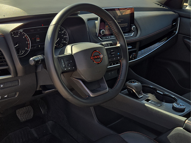 2025 Nissan Rogue Rock Creek®