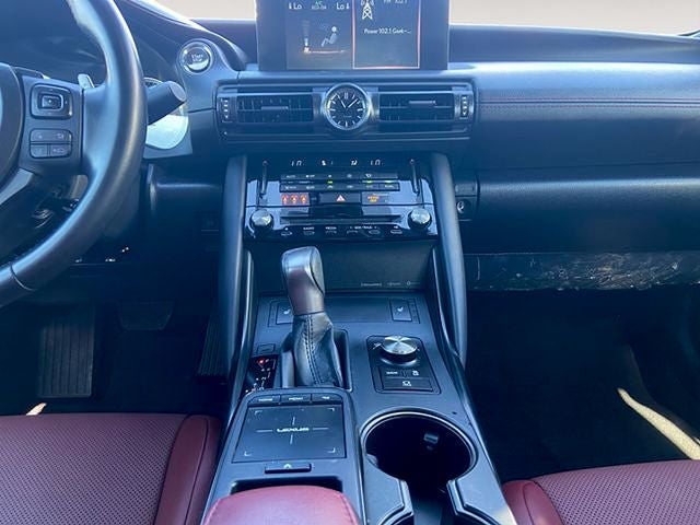 2024 Lexus IS 350 F SPORT Design