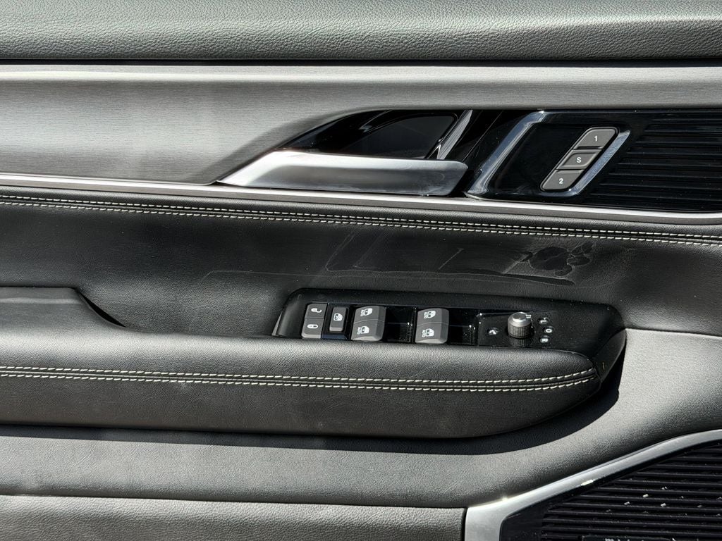 2026 Jeep Grand Wagoneer Reserve