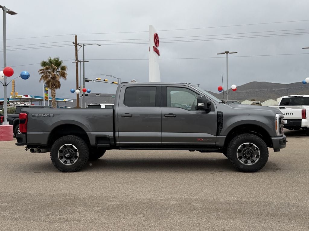 2023 Ford F-350SD Lariat
