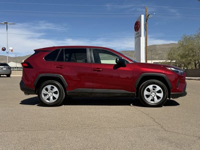 2025 Toyota RAV4 LE