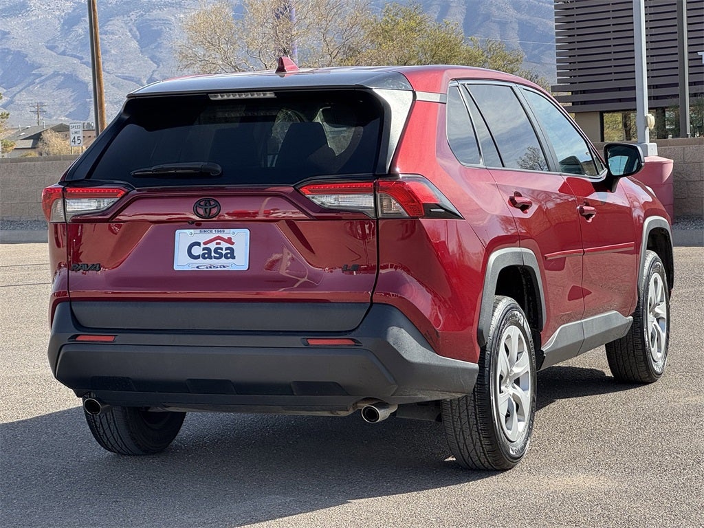 2023 Toyota RAV4 LE
