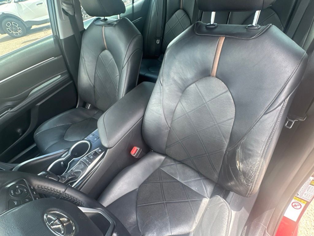 2018 Toyota Camry XLE