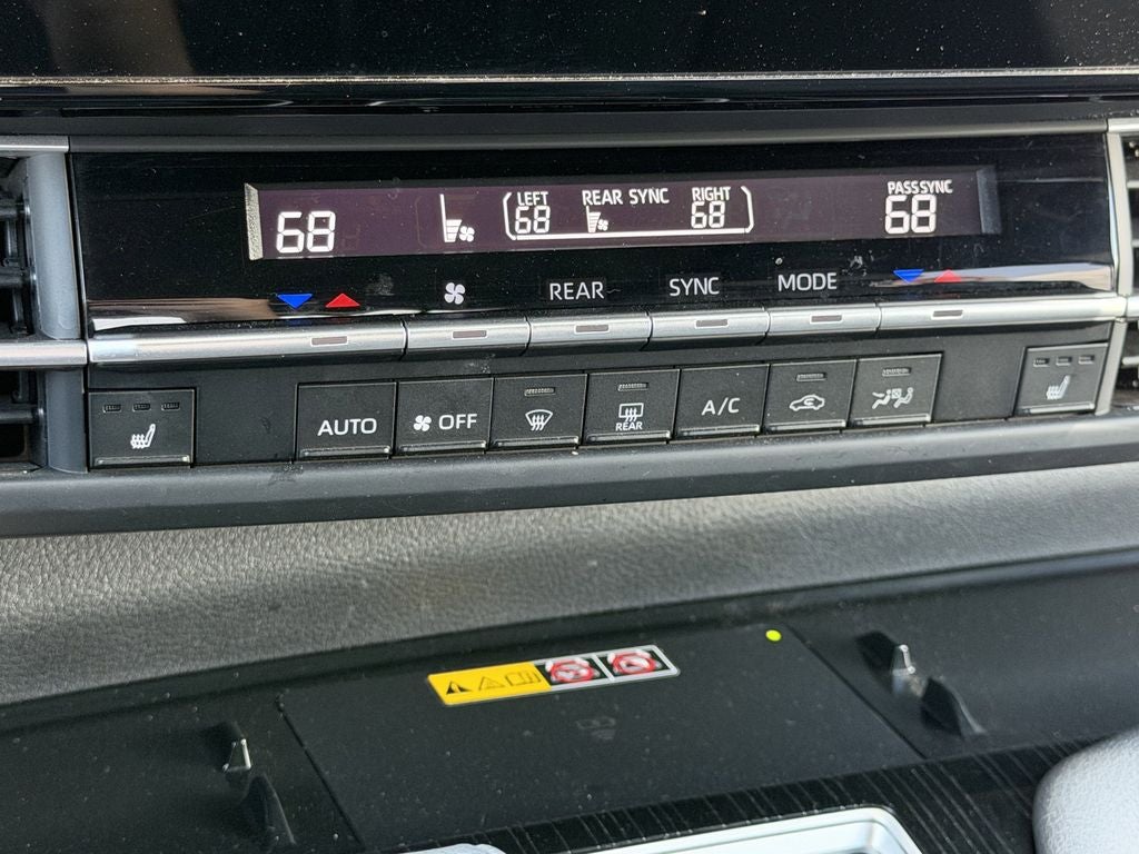 2025 Toyota Sienna XSE 7 Passenger