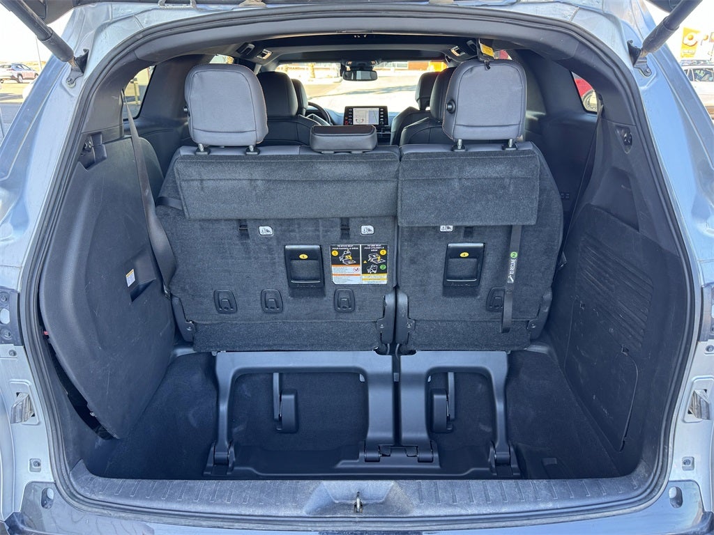 2022 Toyota Sienna XSE 7 Passenger