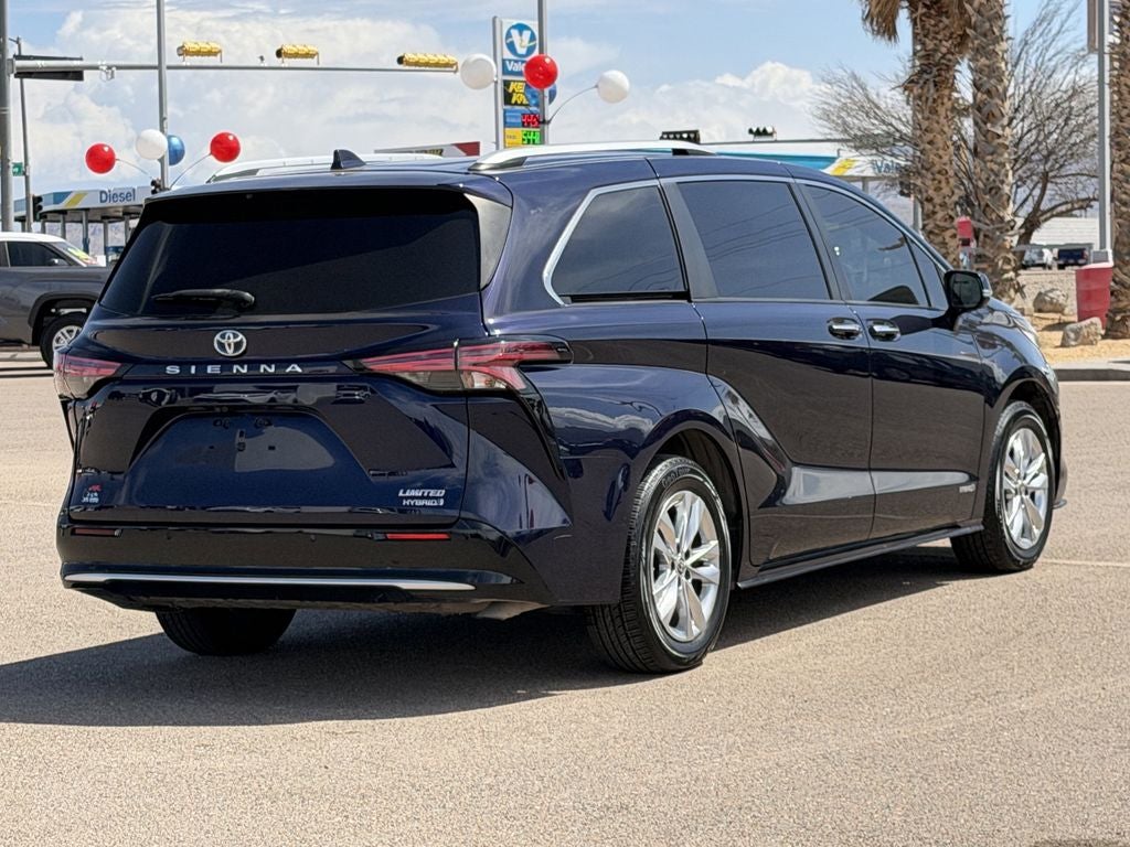2021 Toyota Sienna Limited 7 Passenger