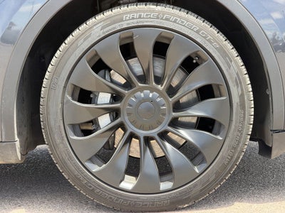 2024 Tesla Model Y Long Range