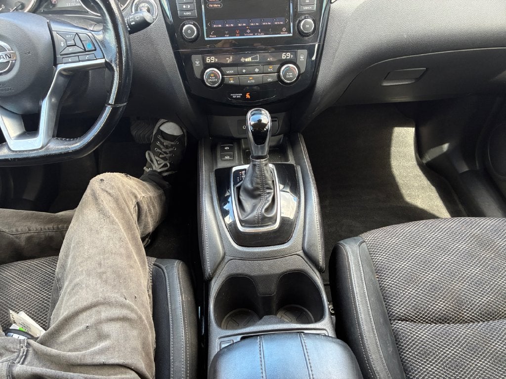 2020 Nissan Rogue Sport SV