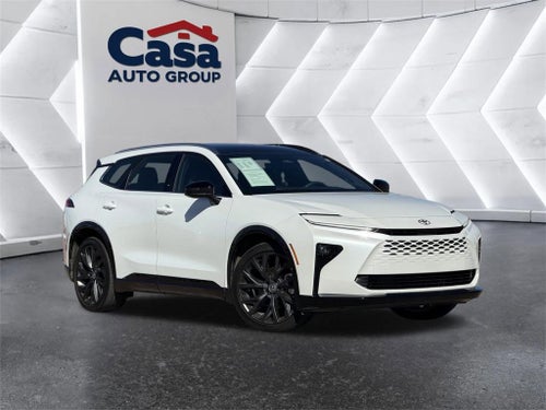 2025 Toyota Crown Signia XLE