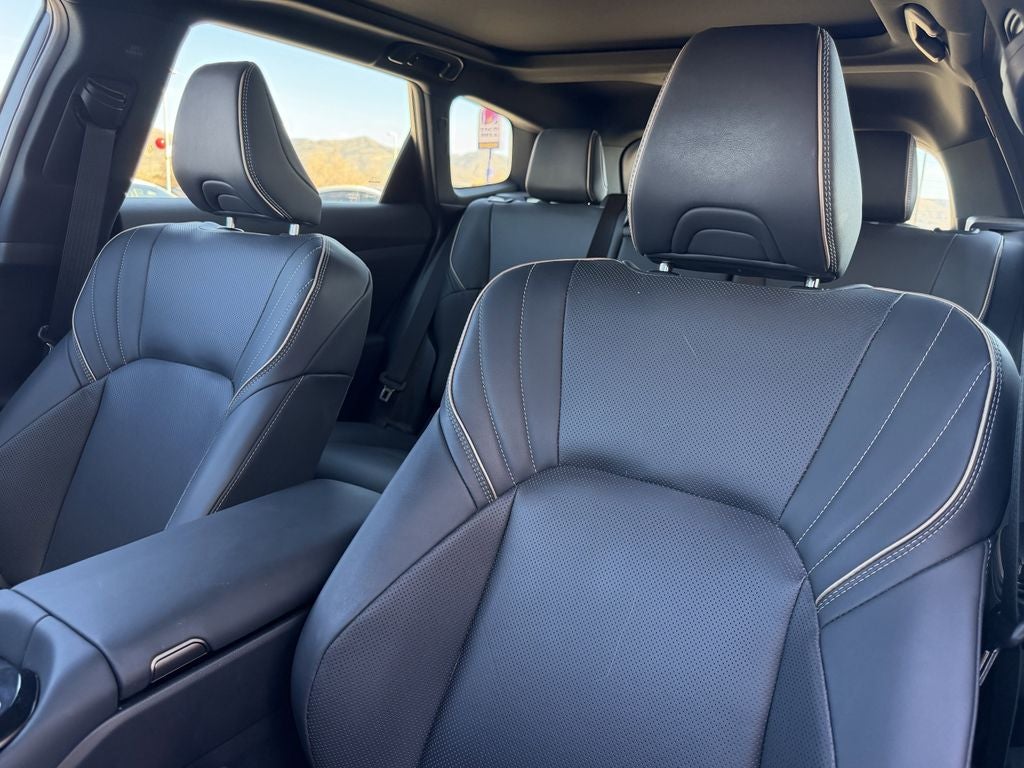 2025 Toyota Crown Signia XLE