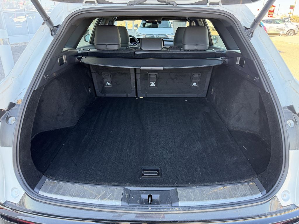 2025 Toyota Crown Signia XLE