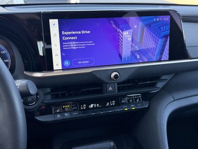 2025 Toyota Crown Signia XLE