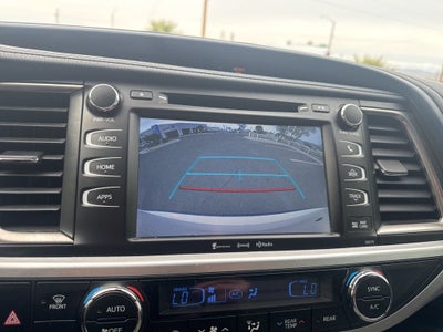 2018 Toyota Highlander SE