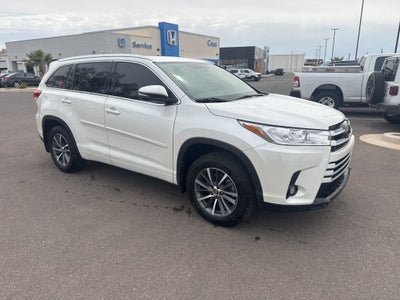 2018 Toyota Highlander SE
