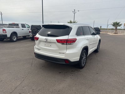 2018 Toyota Highlander SE