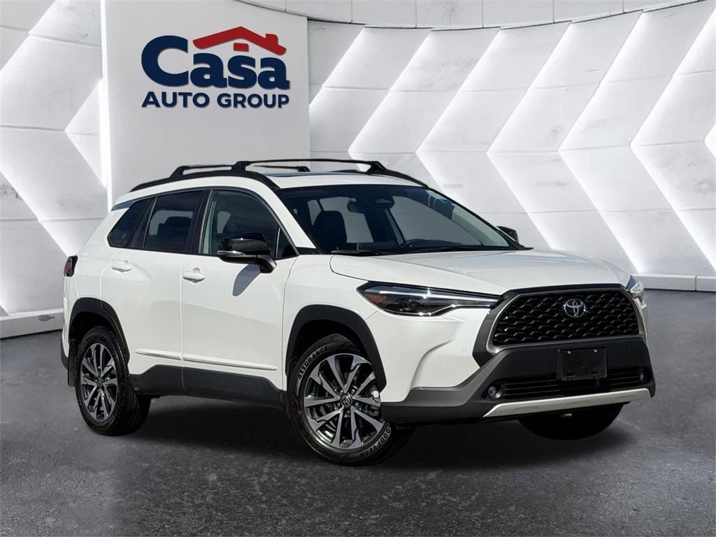 2025 Toyota Corolla Cross XLE