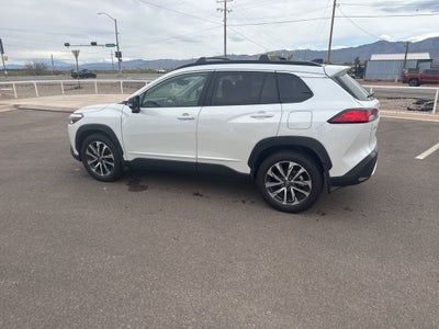 2025 Toyota Corolla Cross XLE