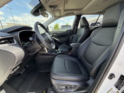 2025 Toyota Corolla Cross XLE