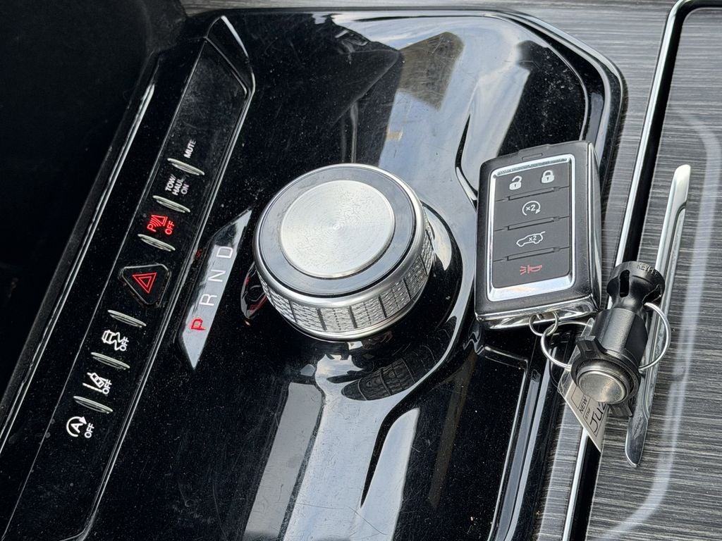 2024 Jeep Wagoneer Series II 4x2