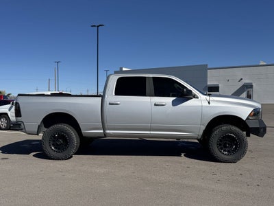 2019 RAM 1500 Classic SLT Crew Cab 4x4 6'4' Box