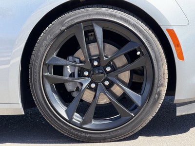 2023 Chevrolet Camaro RWD Coupe 2LT