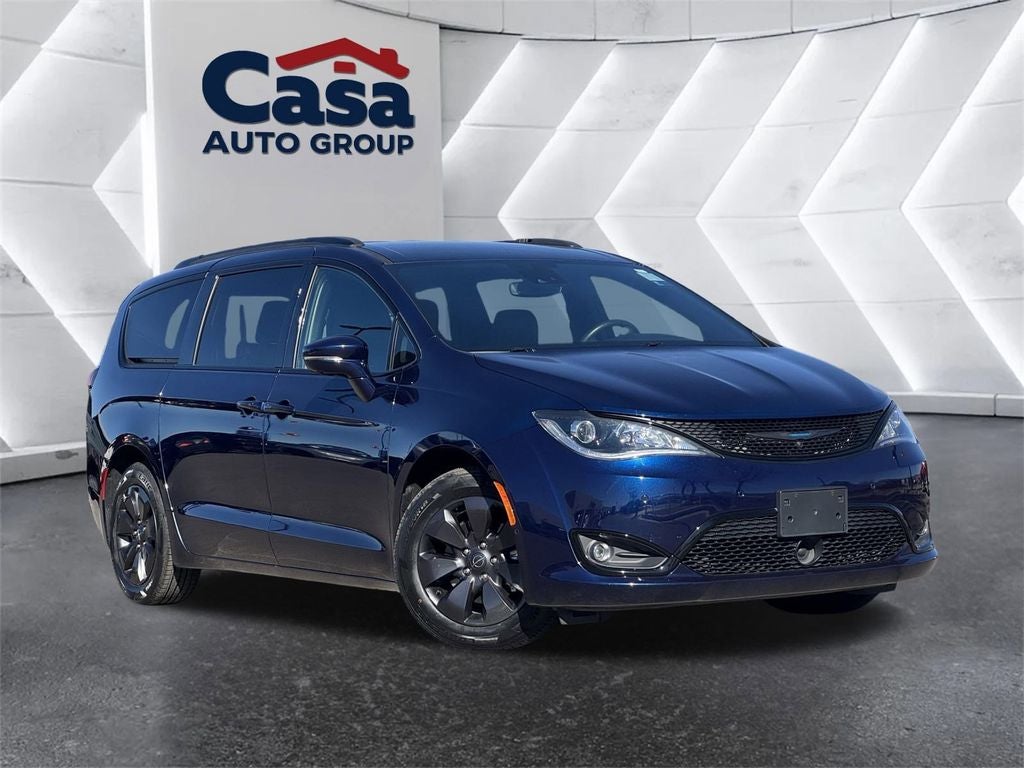 2020 Chrysler Pacifica Hybrid Limited