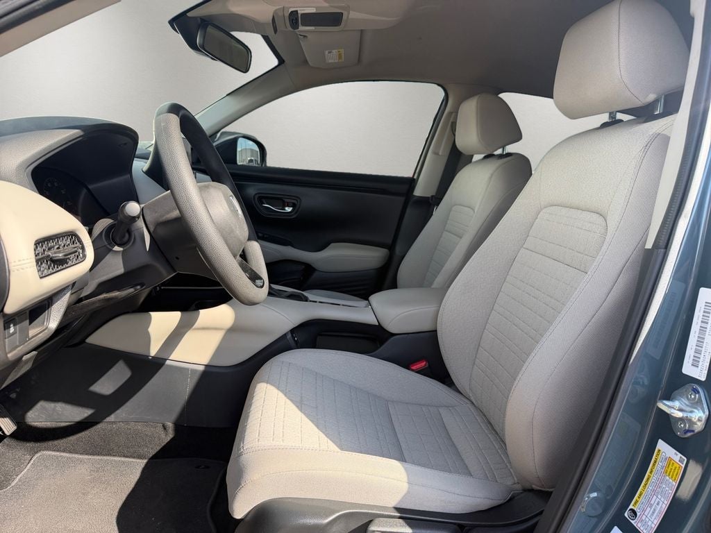 2025 Honda HR-V AWD LX